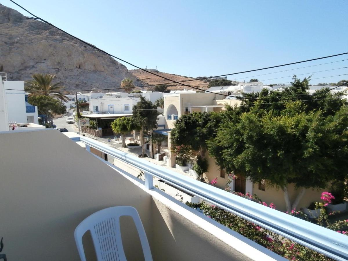 นาร์คิสซอสโฮเต็ล Hotel คามารี ภายนอก รูปภาพ